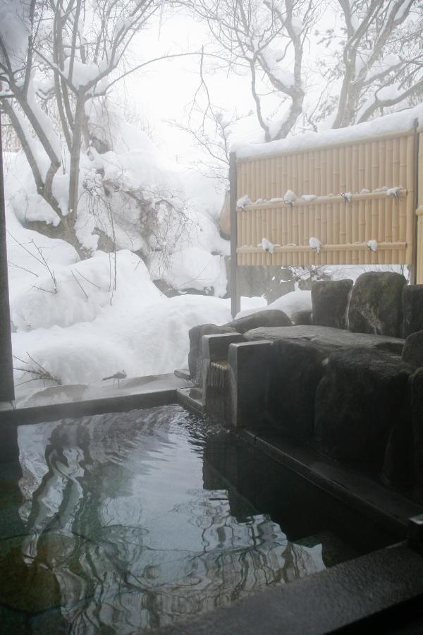 Ryokan Kutsuroginoya Yuu Такаяма Екстериор снимка