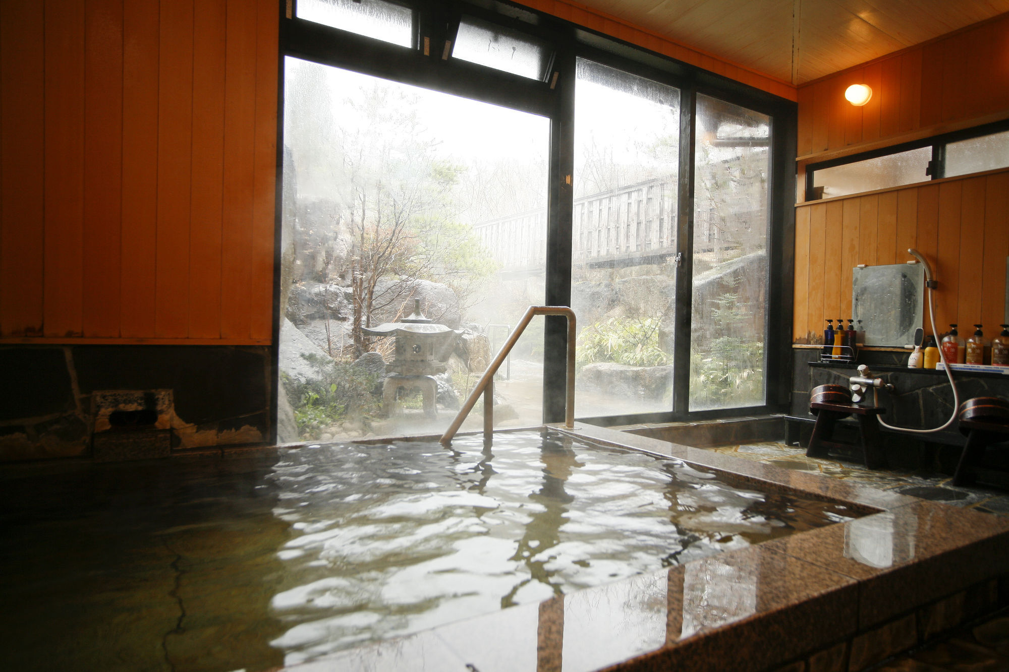 Ryokan Kutsuroginoya Yuu Такаяма Екстериор снимка