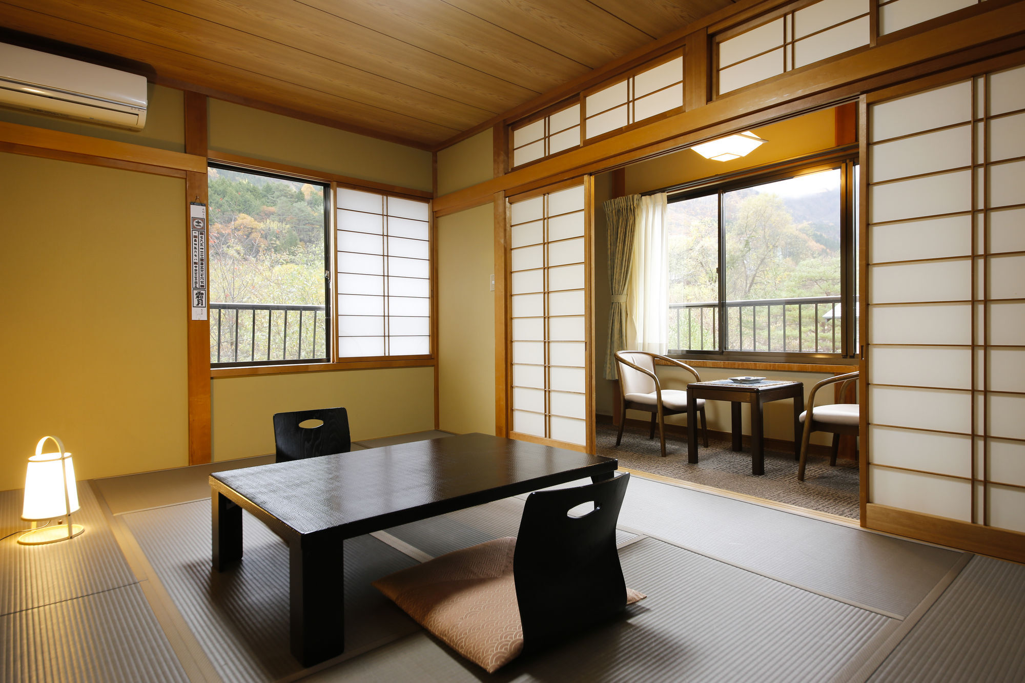 Ryokan Kutsuroginoya Yuu Такаяма Екстериор снимка